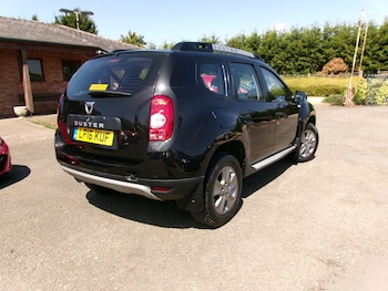Used Dacia Duster 2016 for sale - 75531753: Photo