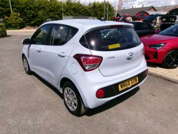Used Hyundai i10 2018 for sale - 74787601: Photo