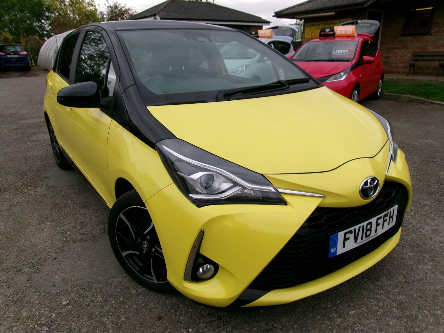 Used Toyota Yaris 2018 for sale - 76398841: Photo 1