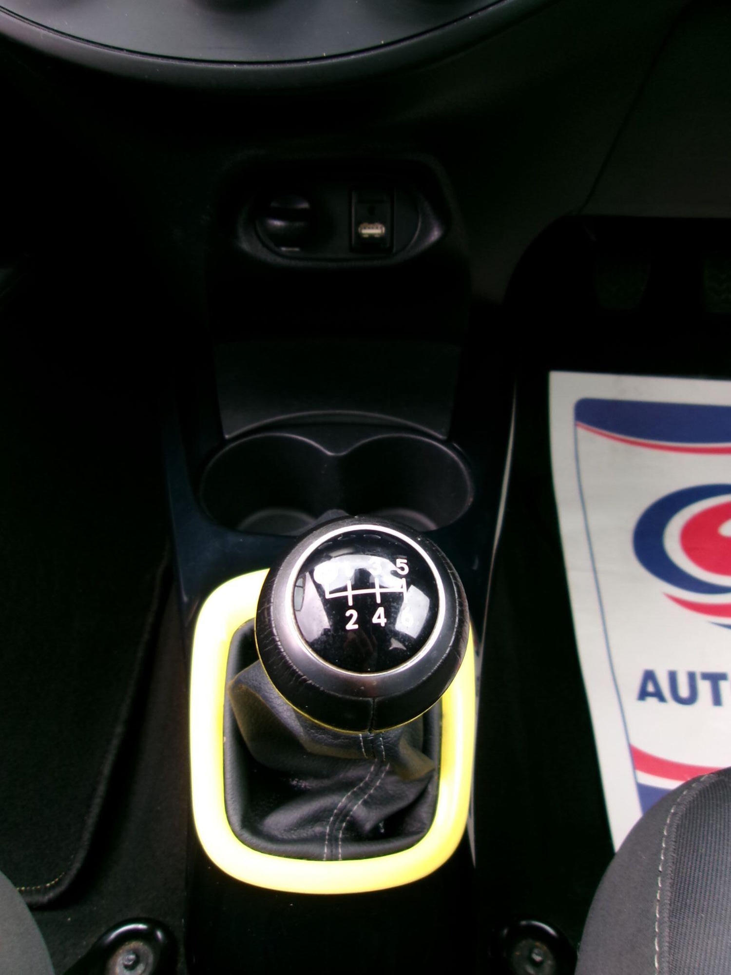 Used Toyota Yaris 2018 for sale - 76398841: Photo 11