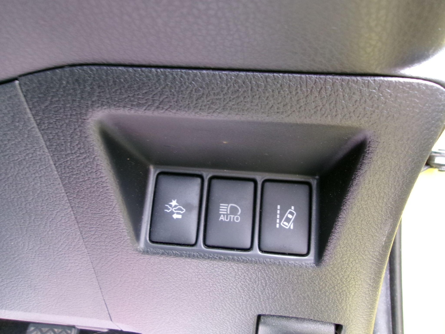 Used Toyota Yaris 2018 for sale - 76398841: Photo 13