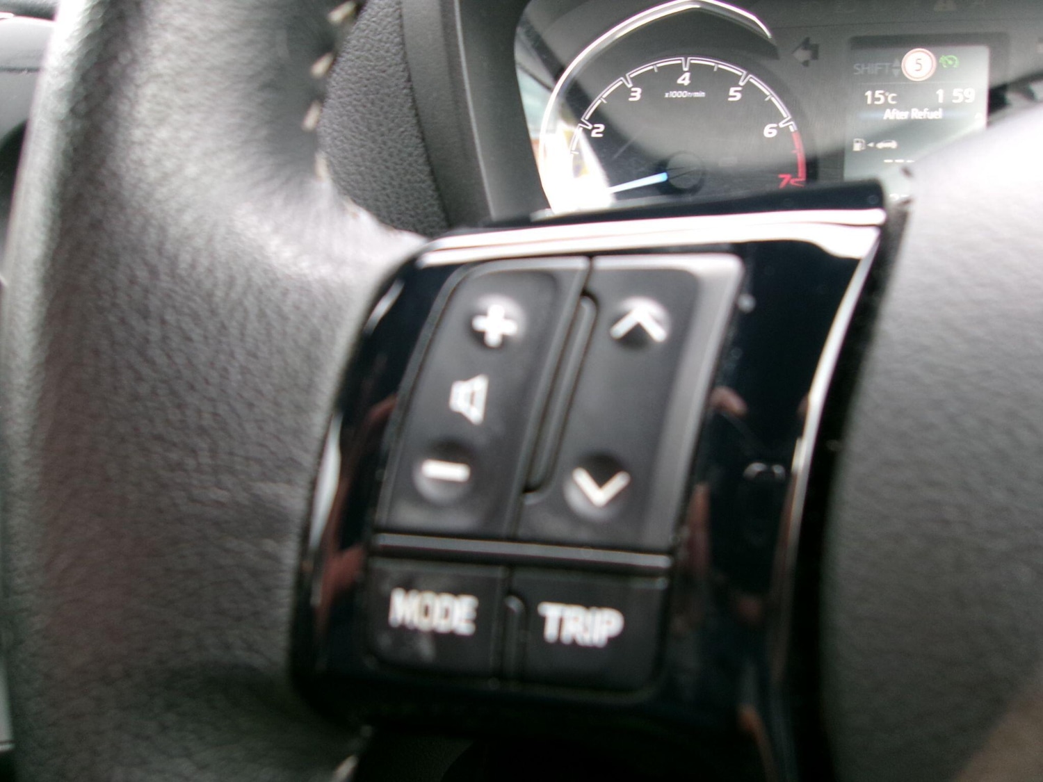 Used Toyota Yaris 2018 for sale - 76398841: Photo 15