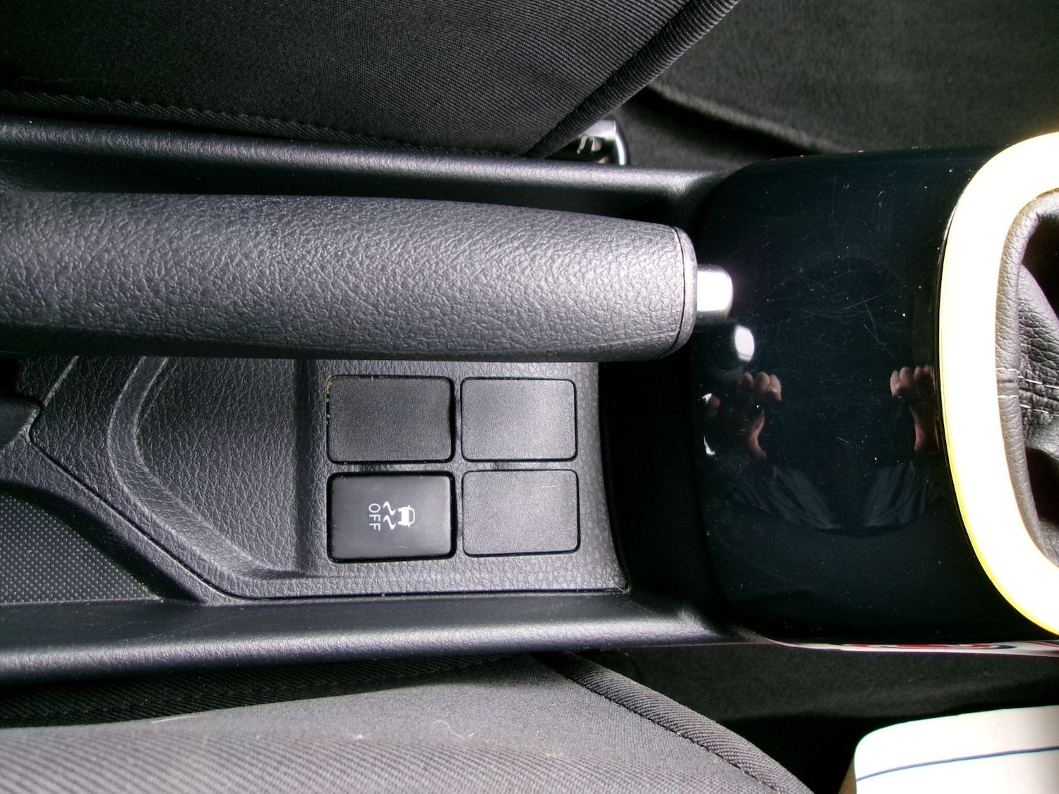 Used Toyota Yaris 2018 for sale - 76398841: Photo 16