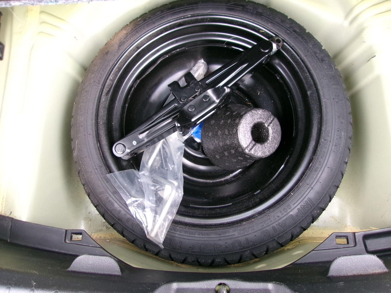 Used Toyota Yaris 2018 for sale - 76398841: Photo 19