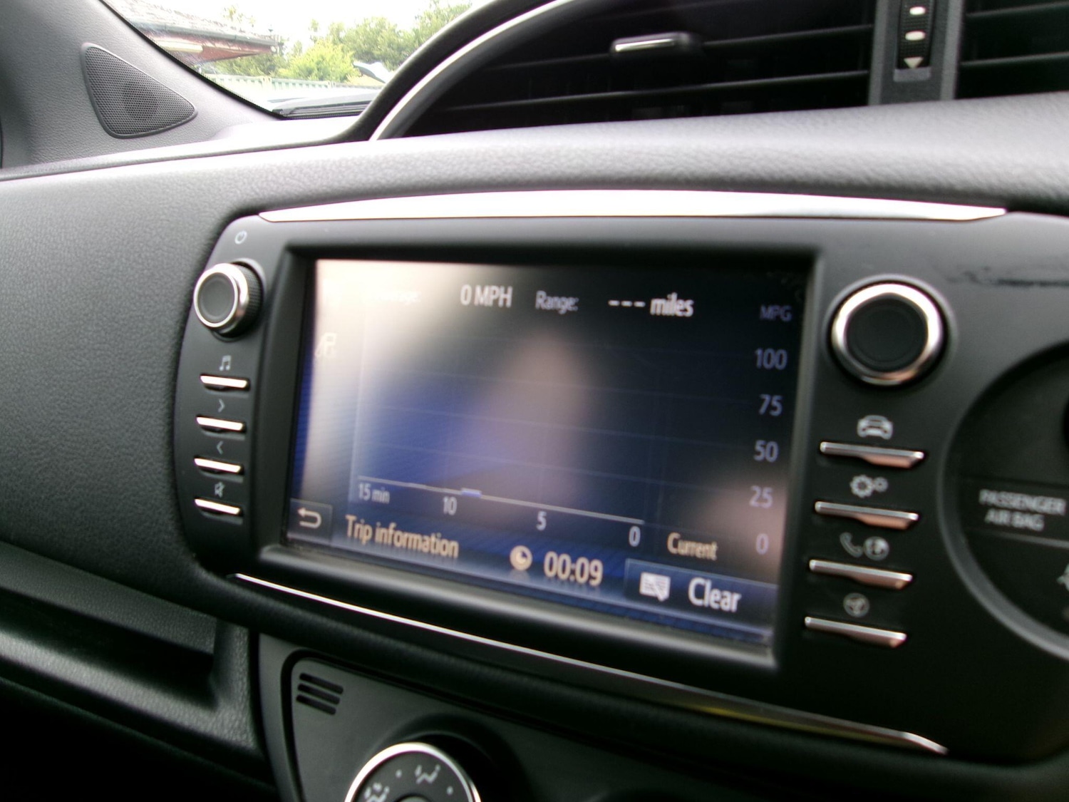 Used Toyota Yaris 2018 for sale - 76398841: Photo 27