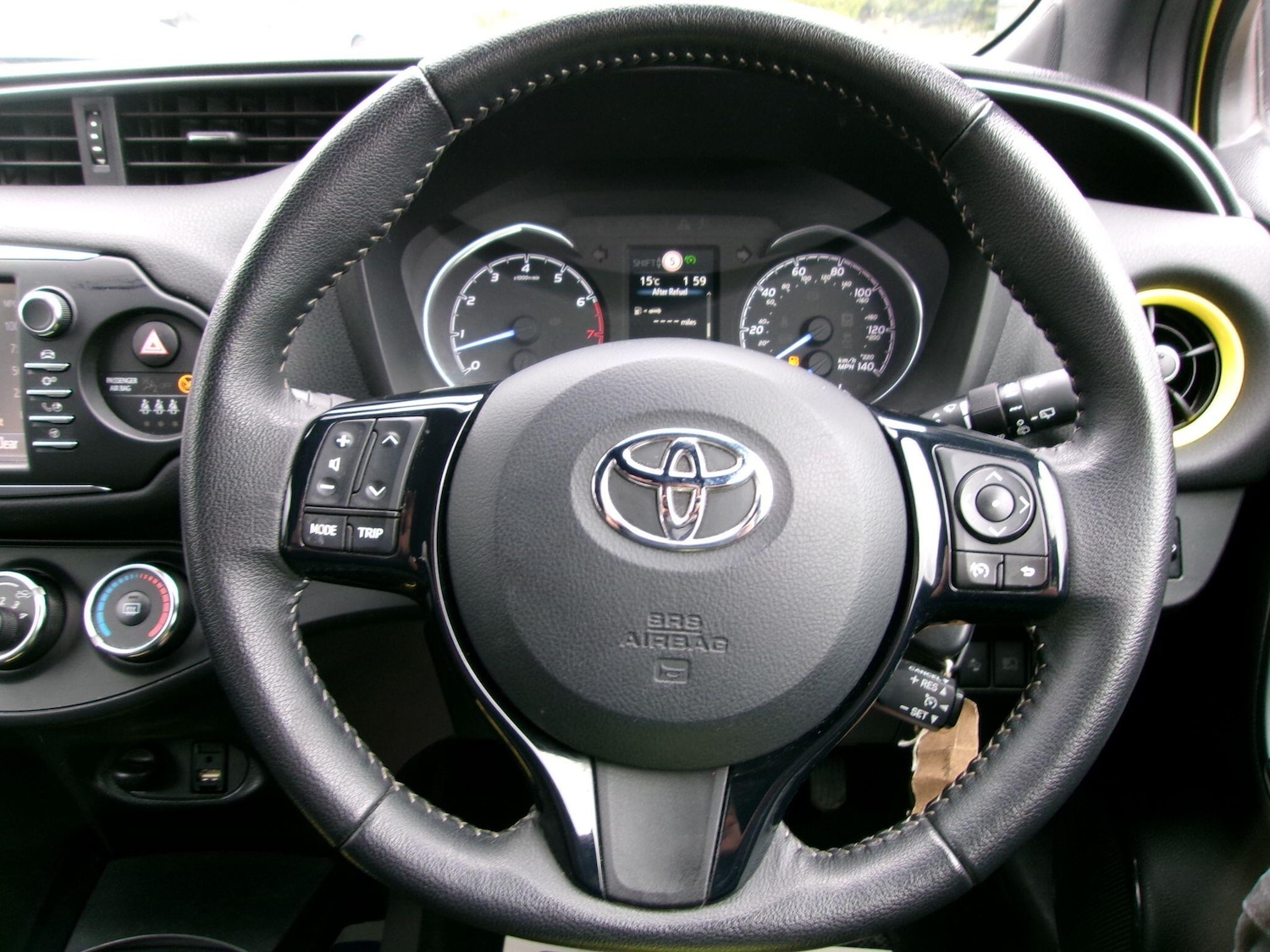 Used Toyota Yaris 2018 for sale - 76398841: Photo 35