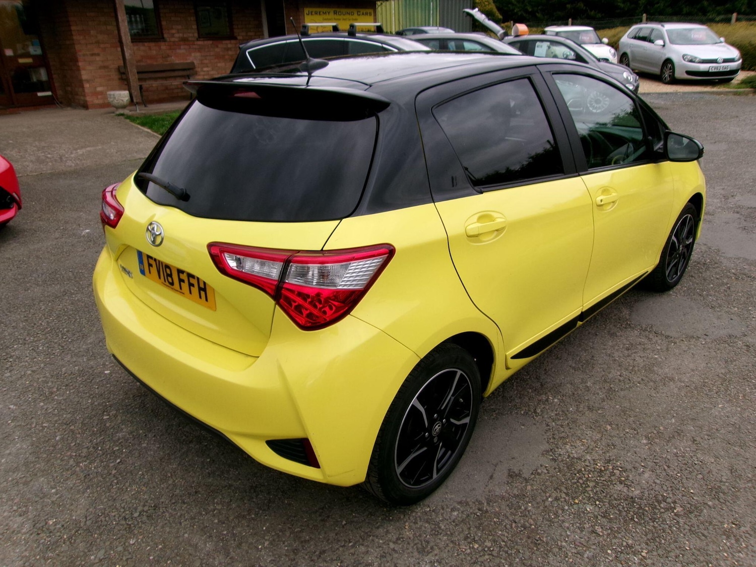 Used Toyota Yaris 2018 for sale - 76398841: Photo 6