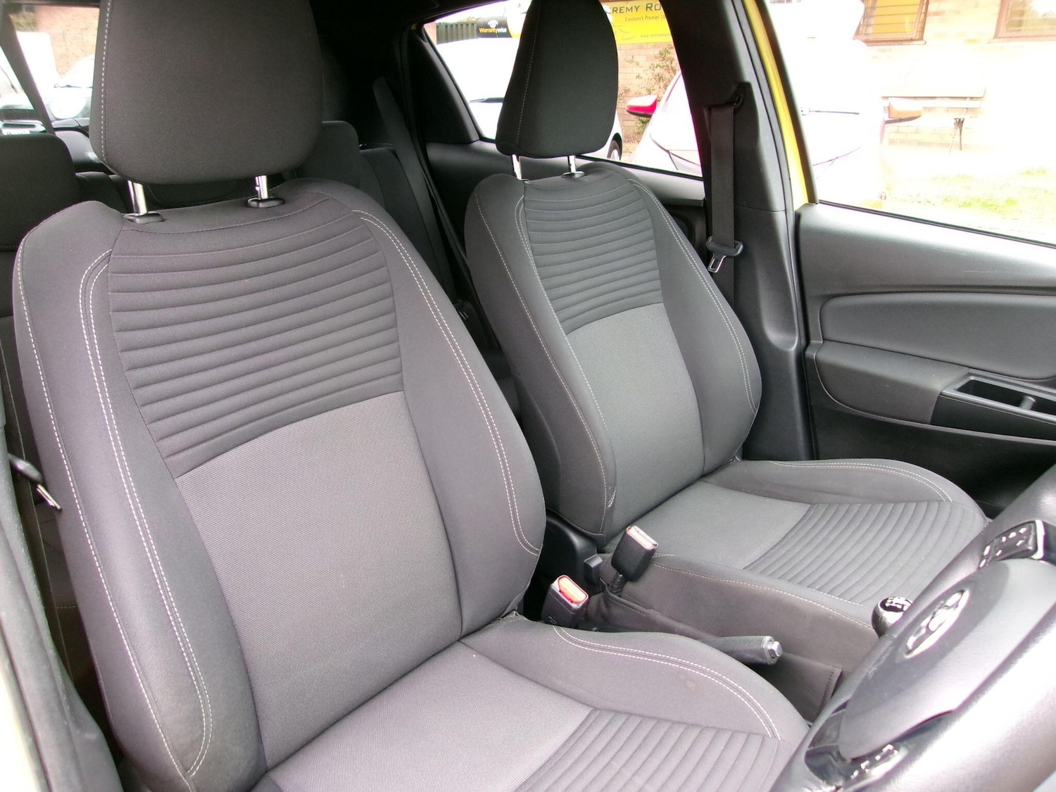 Used Toyota Yaris 2018 for sale - 76398841: Photo 8