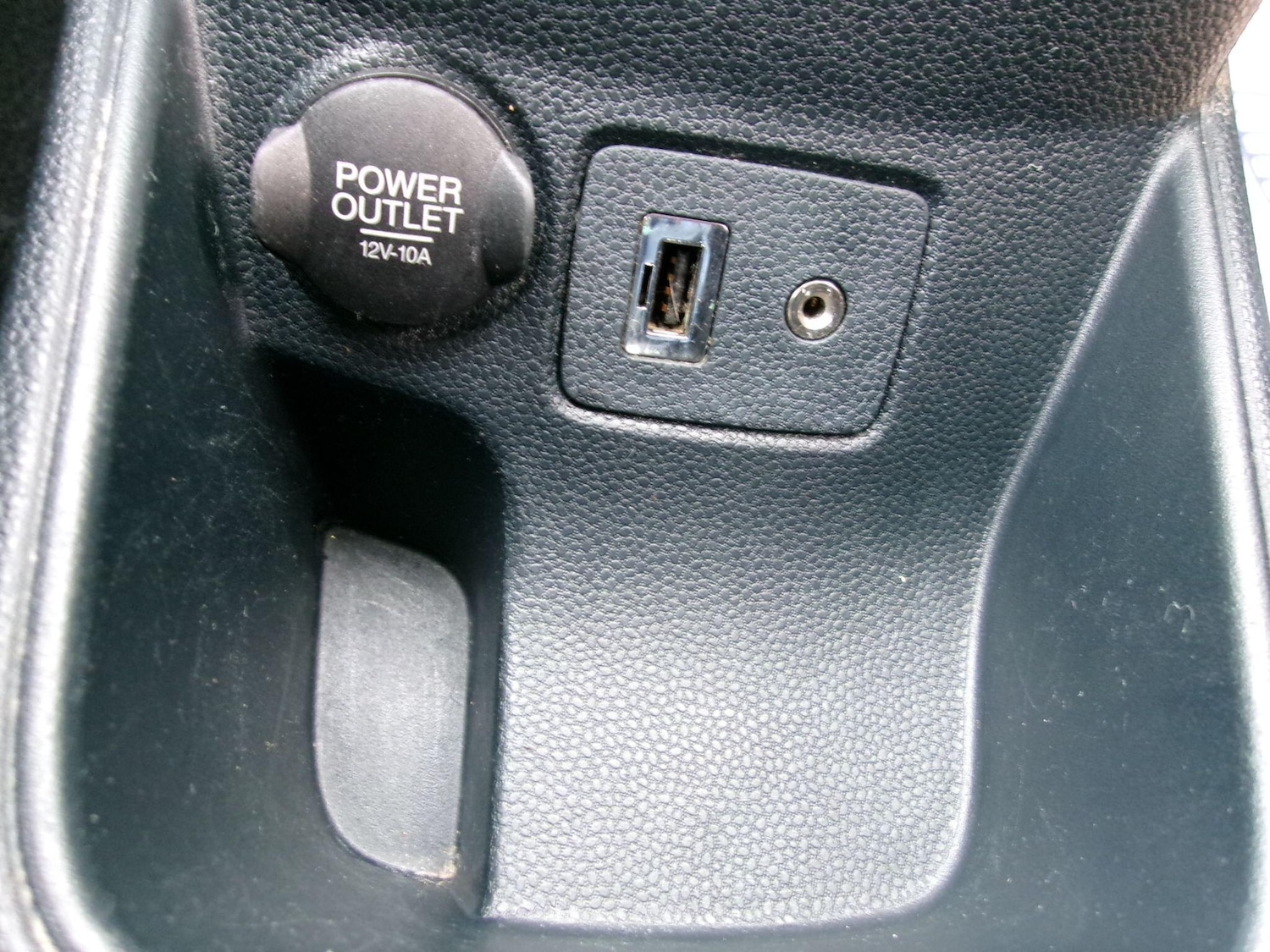 Used Ford Fiesta 2011 for sale - 78085853: Photo 13