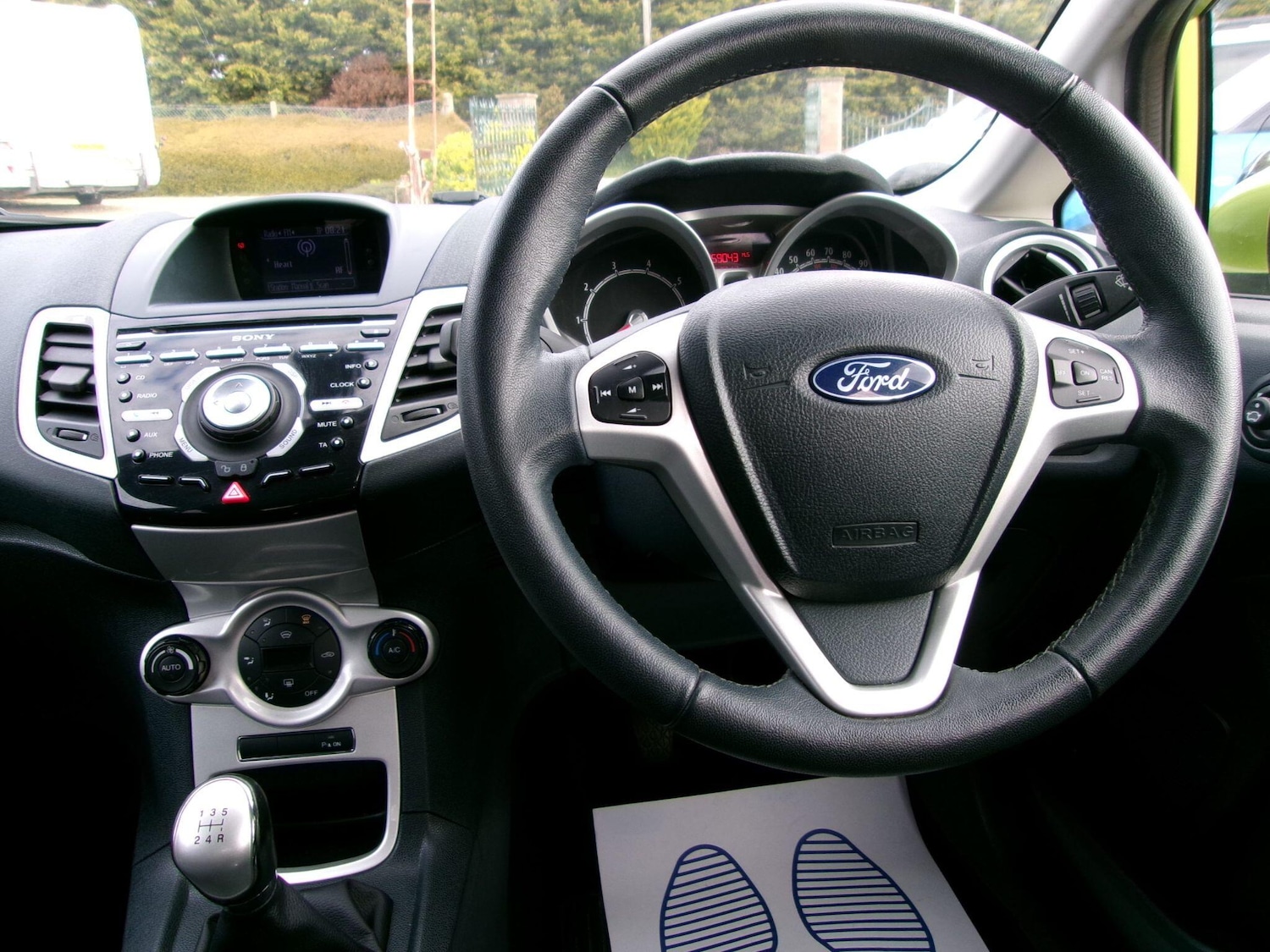 Used Ford Fiesta 2011 for sale - 78085853: Photo 14