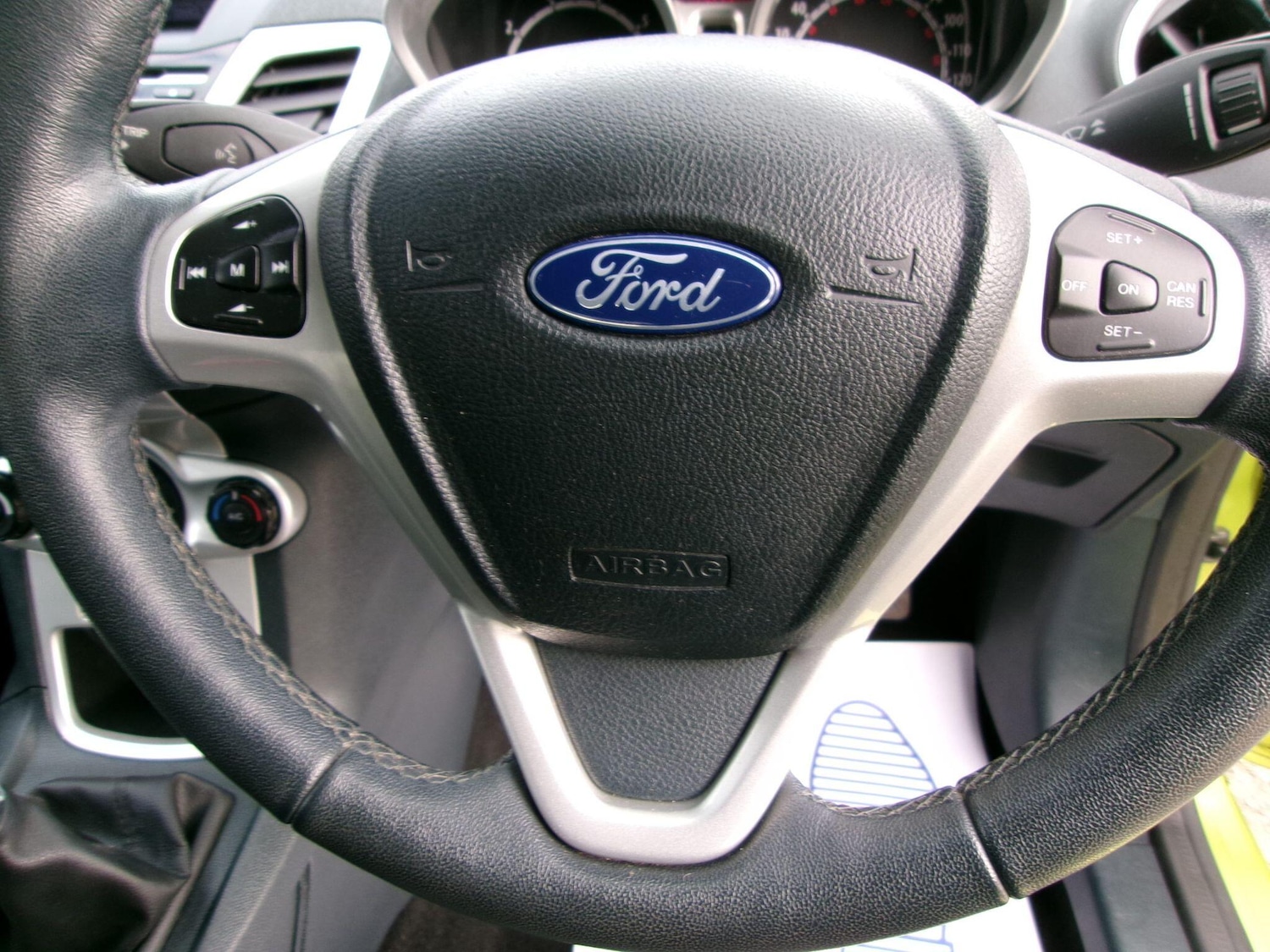 Used Ford Fiesta 2011 for sale - 78085853: Photo 15