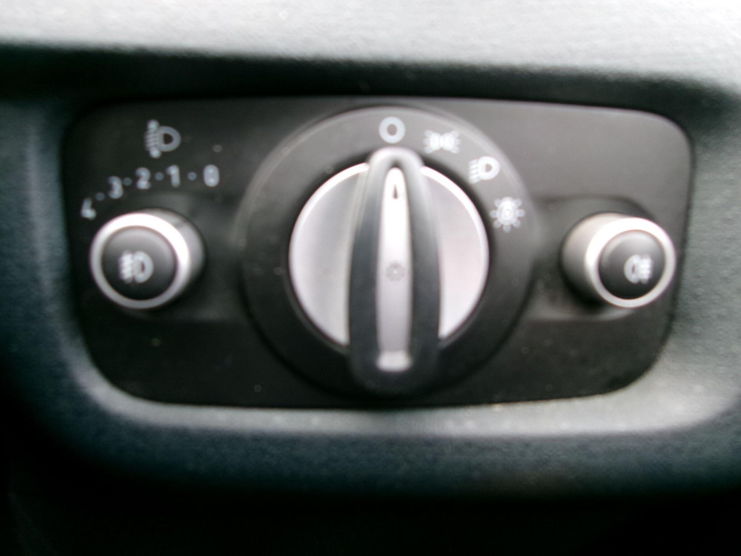 Used Ford Fiesta 2011 for sale - 78085853: Photo 18