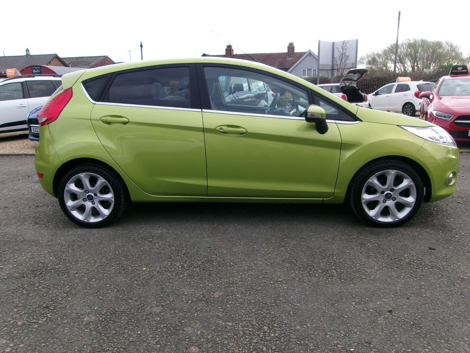 Used Ford Fiesta 2011 for sale - 78085853: Photo 8