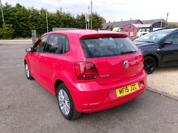 Used Volkswagen Polo 2015 for sale - 78822971: Photo