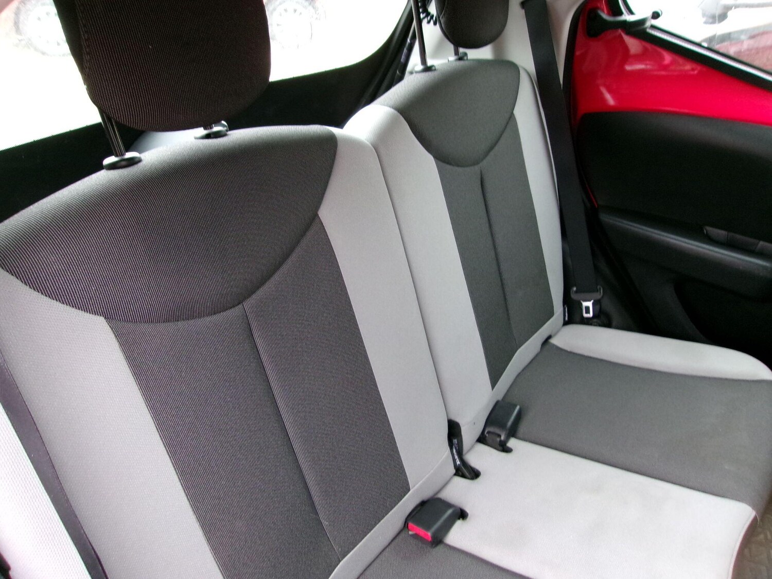 Used Toyota AYGO 2015 for sale - 76083842: Photo 13