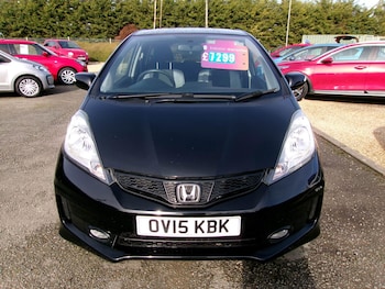 Used Honda Jazz 2015 for sale - 77559652: Photo
