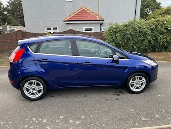 Used Ford Fiesta 2014 for sale - 79808901: Photo