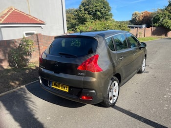 Used Peugeot 3008 2010 for sale - 79696265: Photo