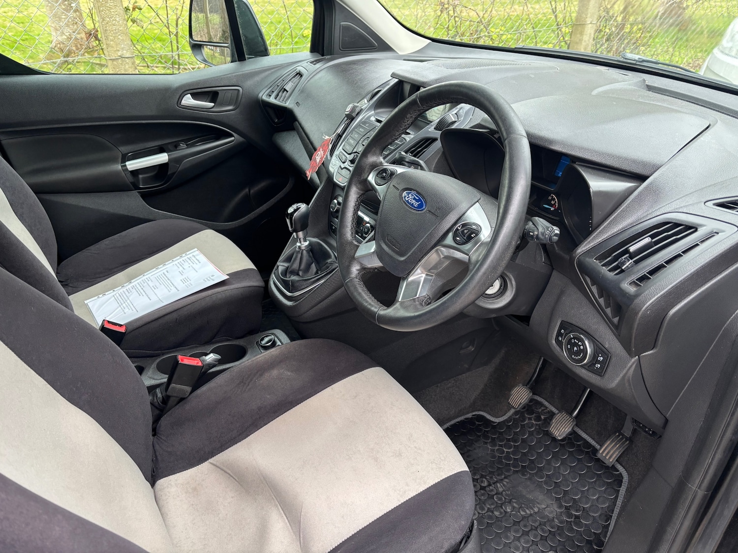 Used Ford Grand Tourneo Connect 2016 for sale - 77974189: Photo 10