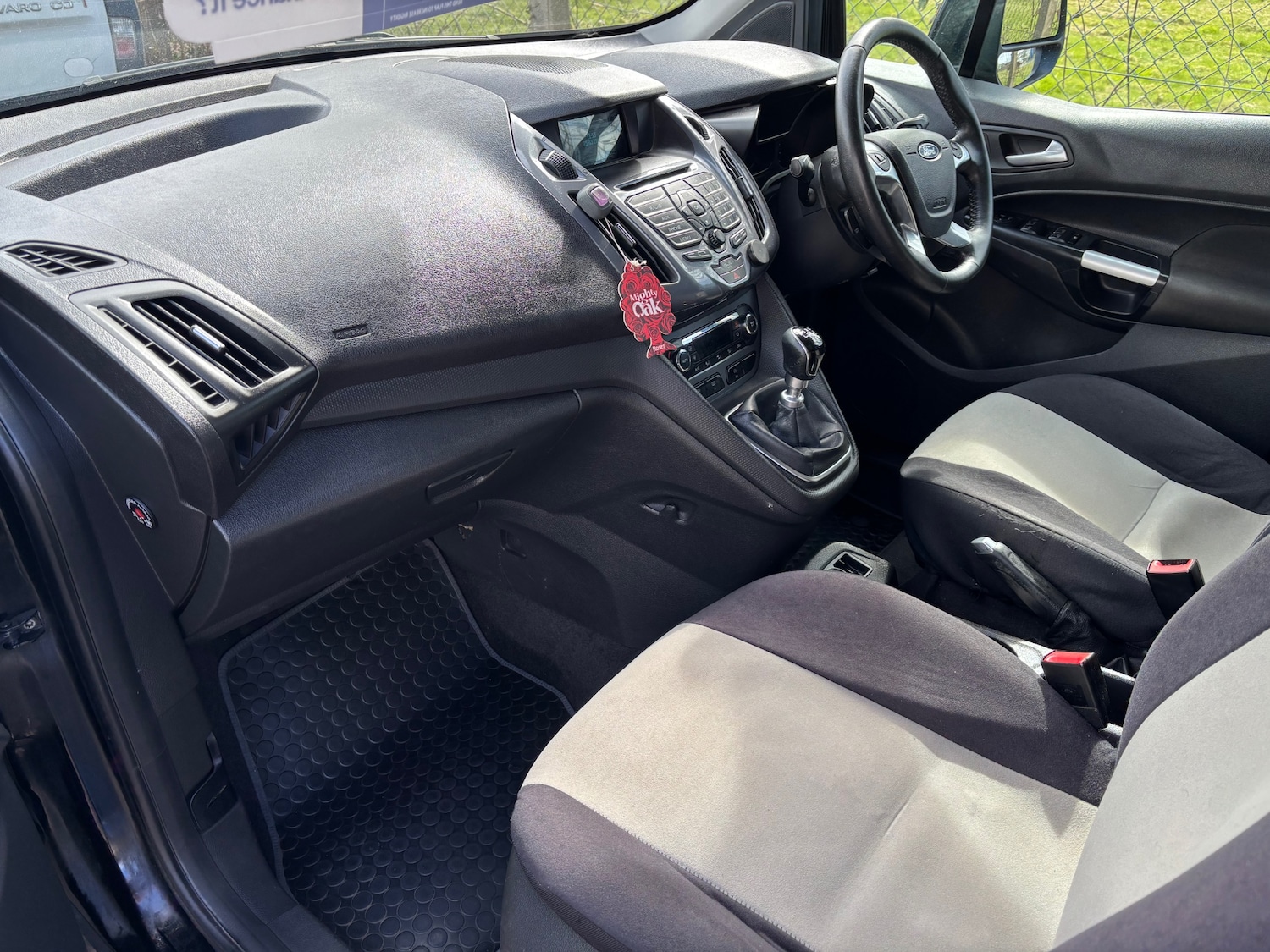 Used Ford Grand Tourneo Connect 2016 for sale - 77974189: Photo 12