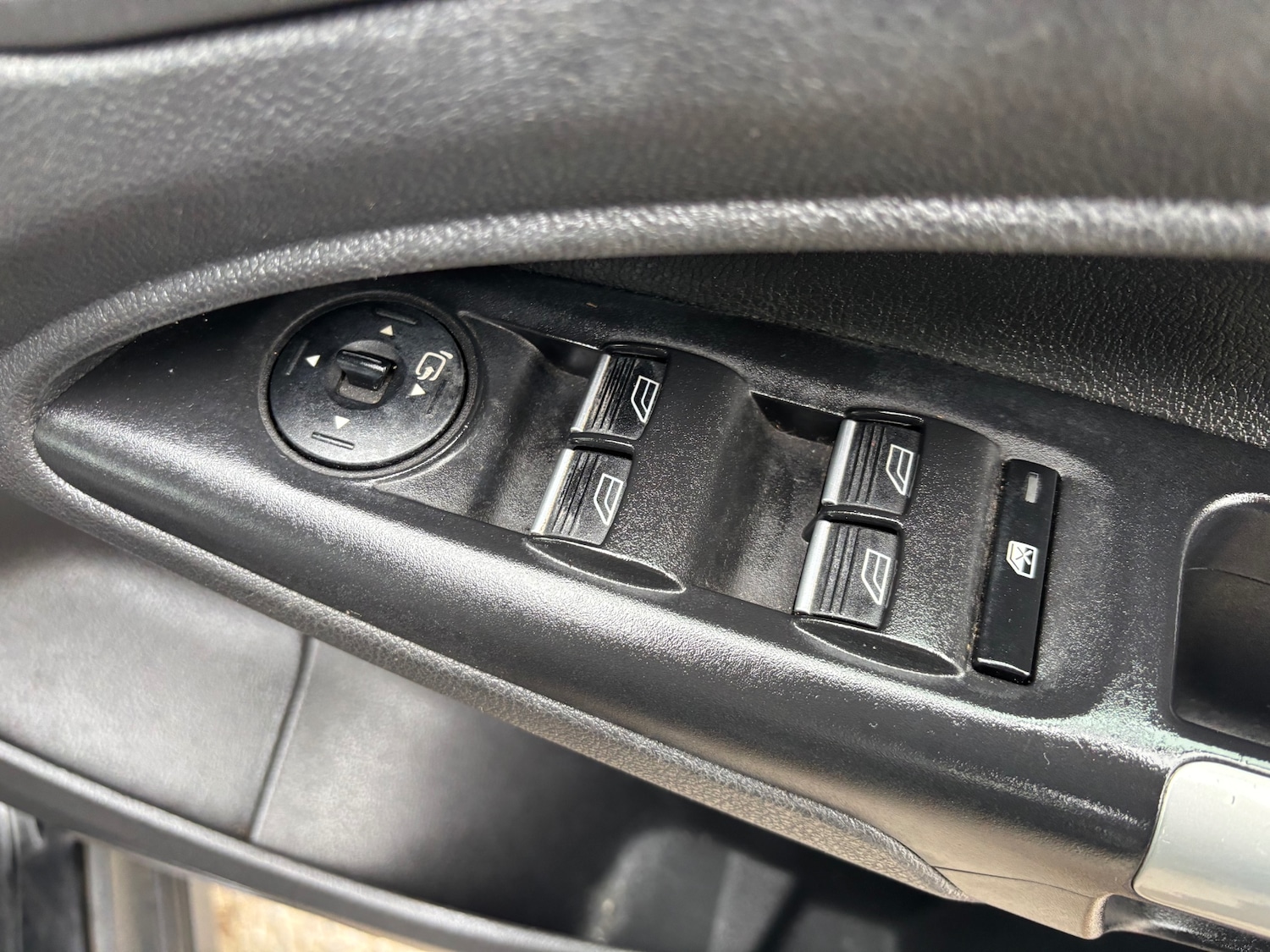 Used Ford Grand Tourneo Connect 2016 for sale - 77974189: Photo 20