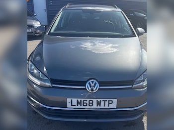 Used Volkswagen Golf 2018 for sale - 76036499: Photo
