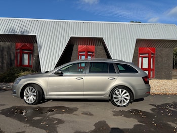 Used Skoda Octavia 2017 for sale - 76385171: Photo