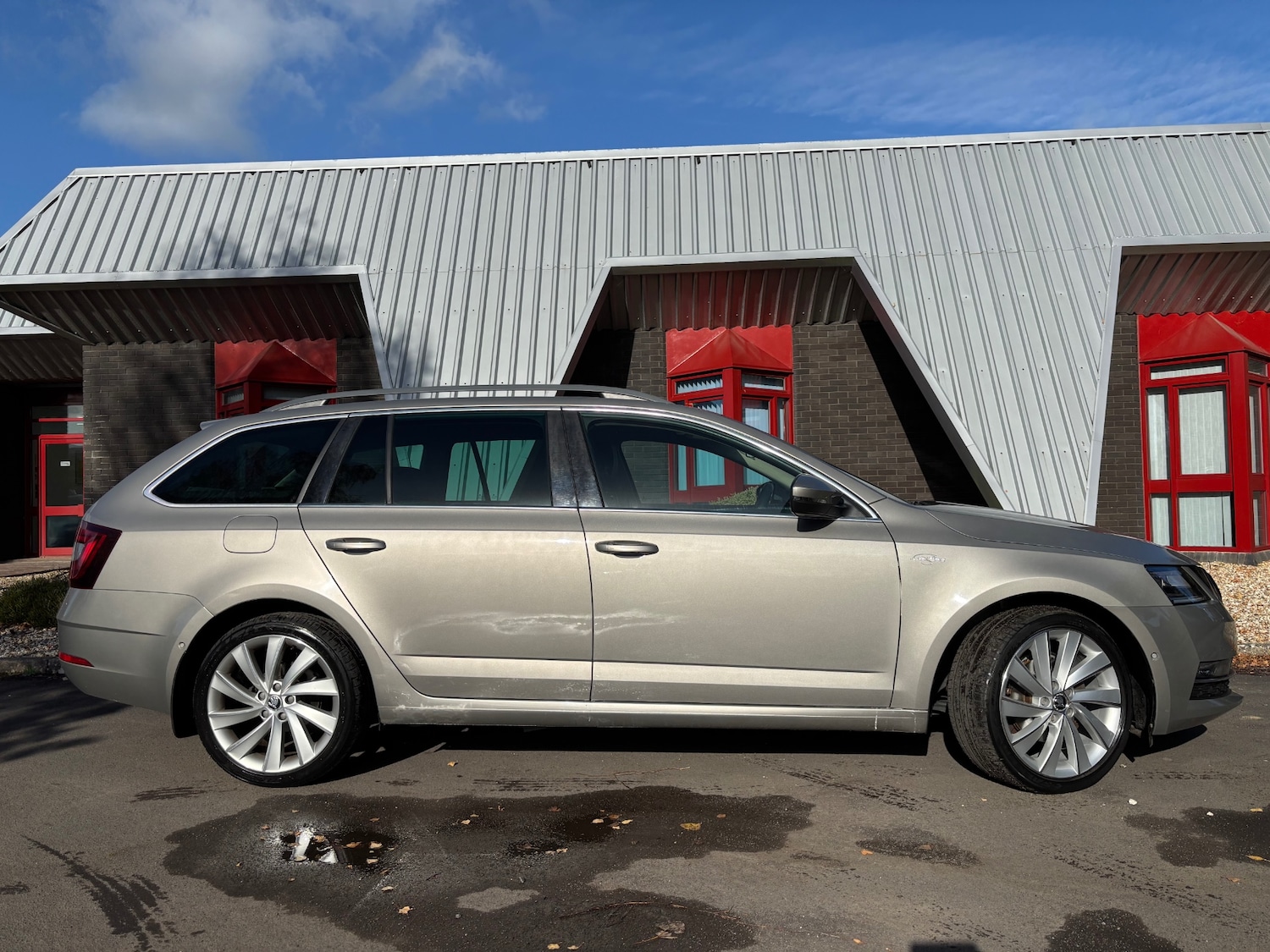 Used Skoda Octavia 2017 for sale - 76385171: Photo 6