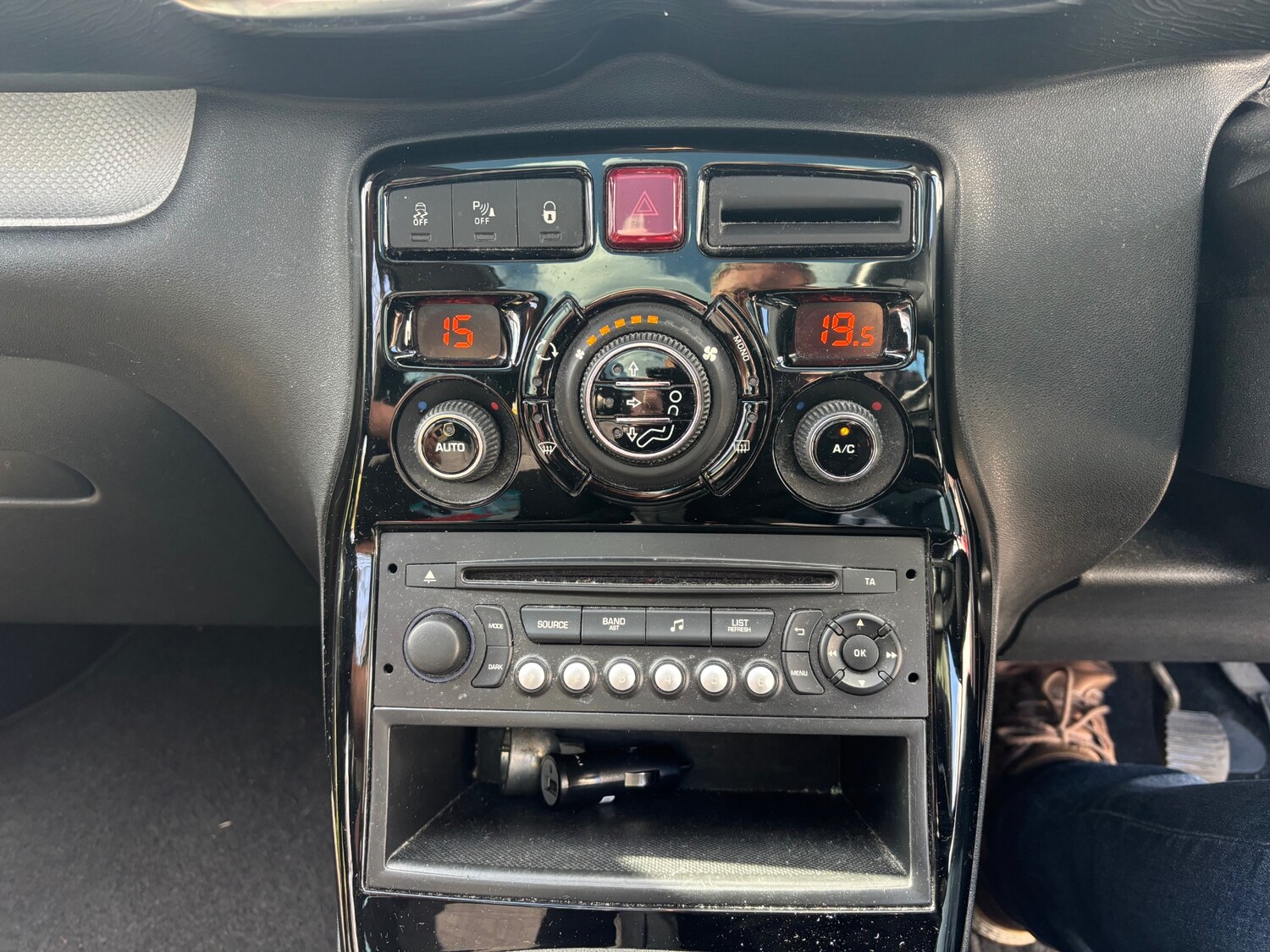 Used Citroen C3 Picasso 2016 for sale - 77831716: Photo 6