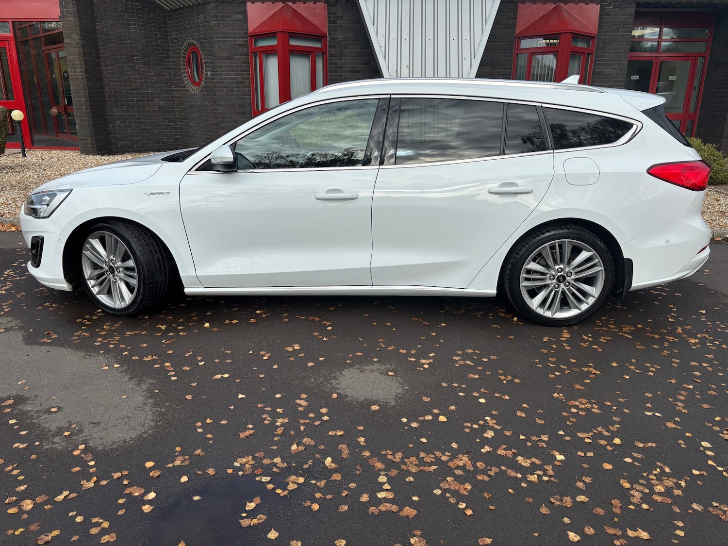 Used Ford Focus 2019 for sale - 76274851: Photo 2