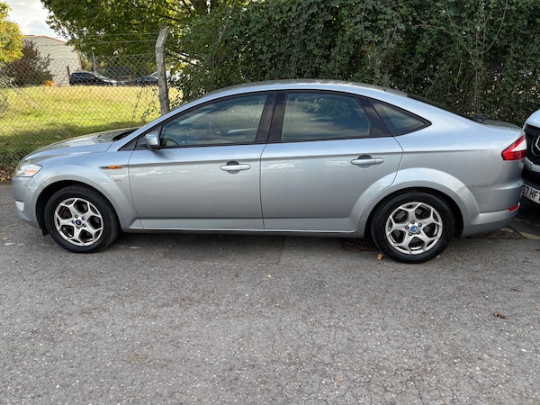 Used Ford Mondeo 2009 for sale - 76194409: Photo 2