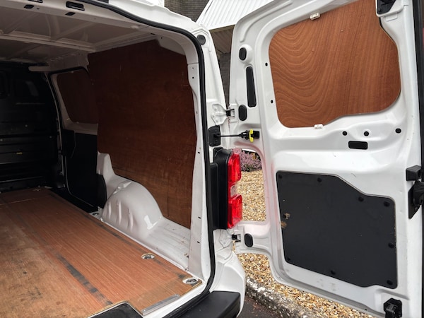 Used Vauxhall Vivaro 2021 for sale - 73674114: Photo 30