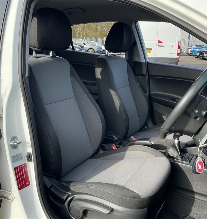 Used Hyundai i20 2020 for sale - 77888565: Photo 10