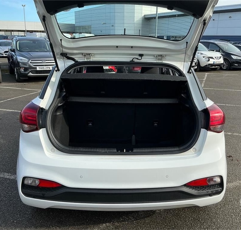 Used Hyundai i20 2020 for sale - 77888565: Photo 16