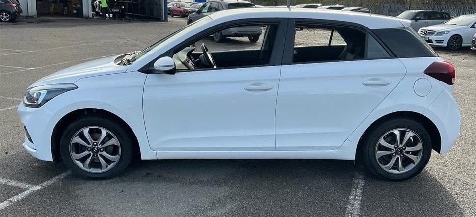 Used Hyundai i20 2020 for sale - 77888565: Photo 5