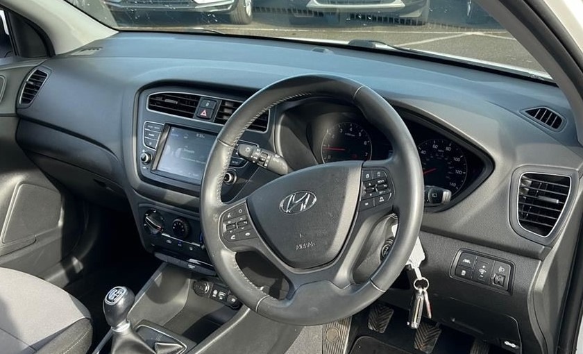 Used Hyundai i20 2020 for sale - 77888565: Photo 8