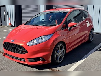 Used Ford Fiesta 2015 for sale - 78640524: Photo