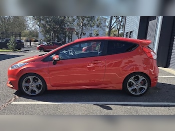 Used Ford Fiesta 2015 for sale - 78640524: Photo