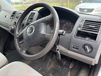 Used Volkswagen Transporter 2005 for sale - 77864599: Photo