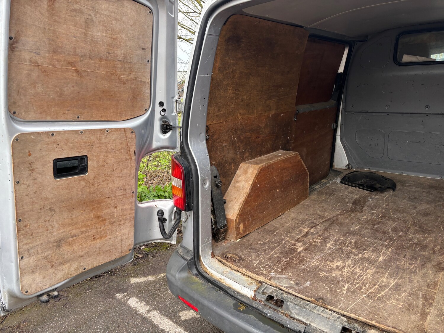 Used Volkswagen Transporter 2005 for sale - 77864599: Photo 8