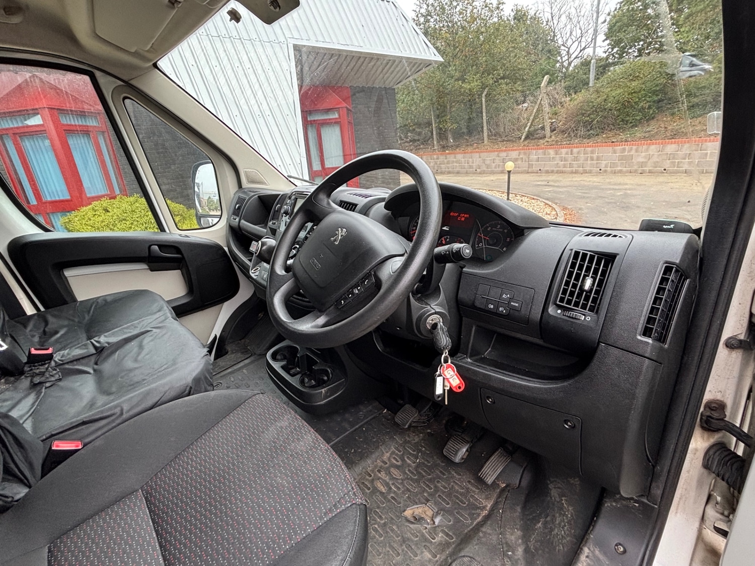 Used Peugeot Boxer 2018 for sale - 76104437: Photo 17