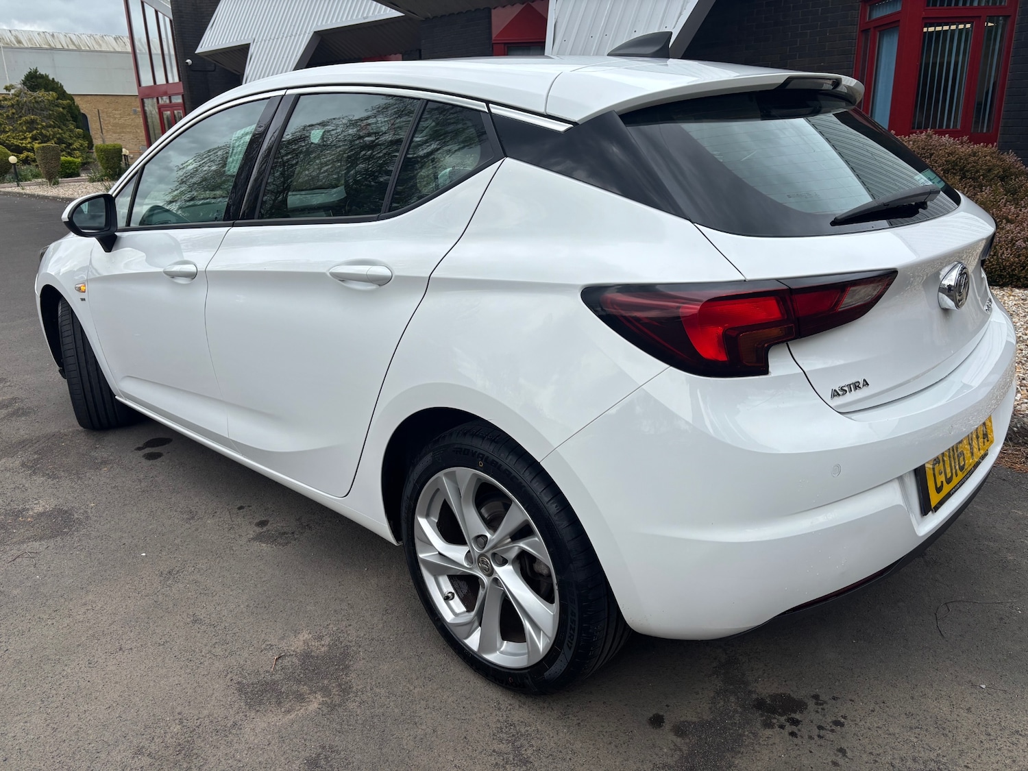 Used Vauxhall Astra 2016 for sale - 78197731: Photo 3