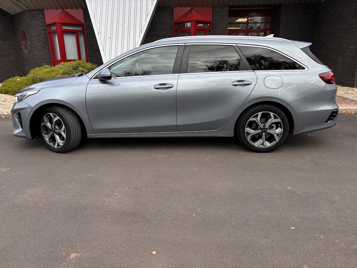 Used Kia Ceed 2019 for sale - 76263435: Photo 2