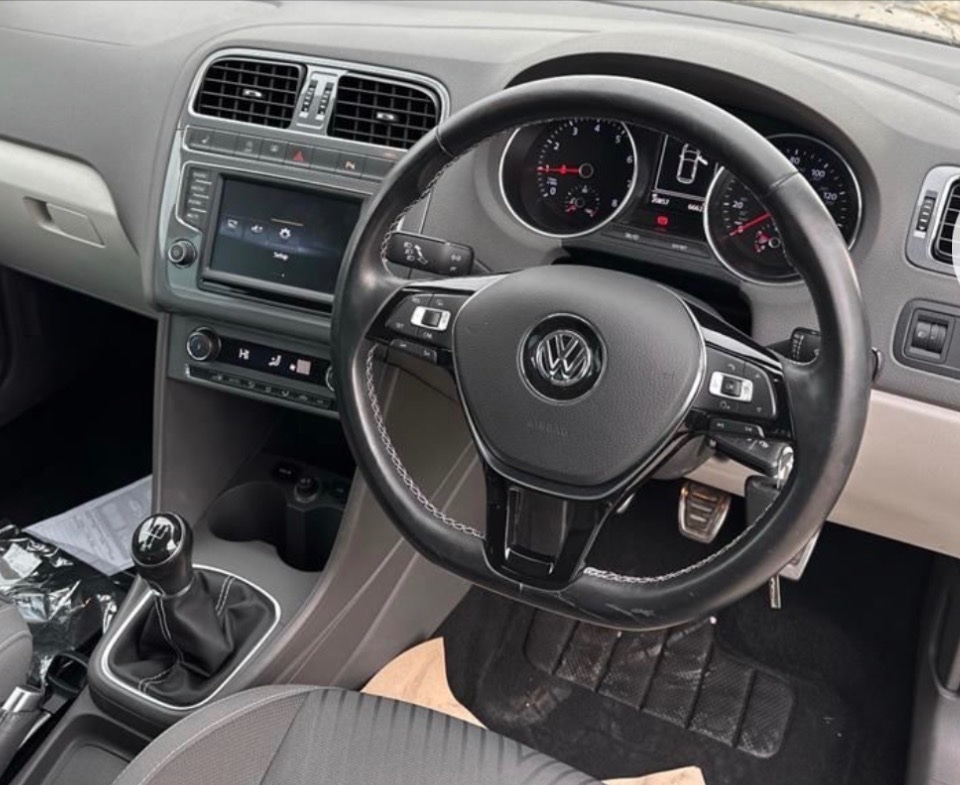 Used Volkswagen Polo 2015 for sale - 78143774: Photo 6