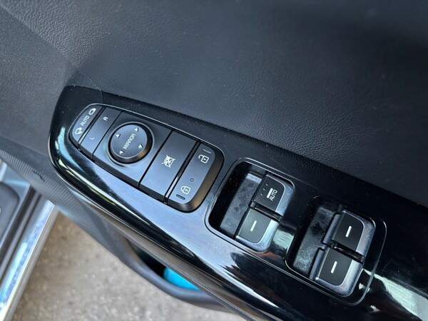 Used Kia Sportage 2018 for sale - 74529996: Photo 51