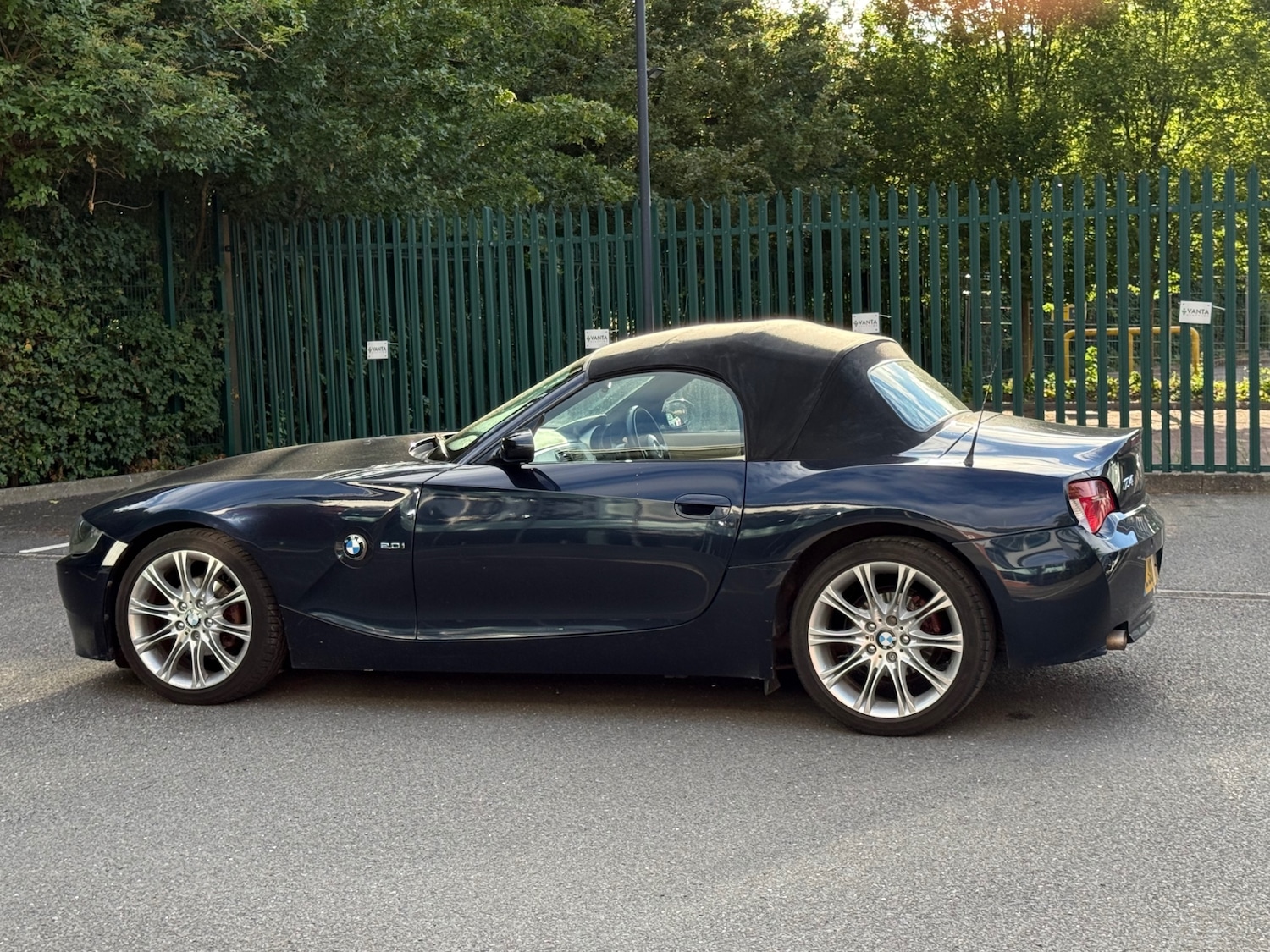 BMW Z4 2.0i Sport Convertible 2dr Petrol Manual Euro 4 (150 ps) — photo 11 of 40