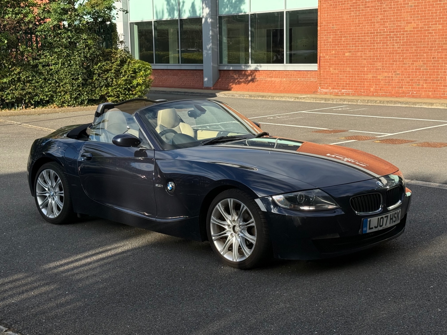 BMW Z4 2.0i Sport Convertible 2dr Petrol Manual Euro 4 (150 ps) — photo 13 of 40