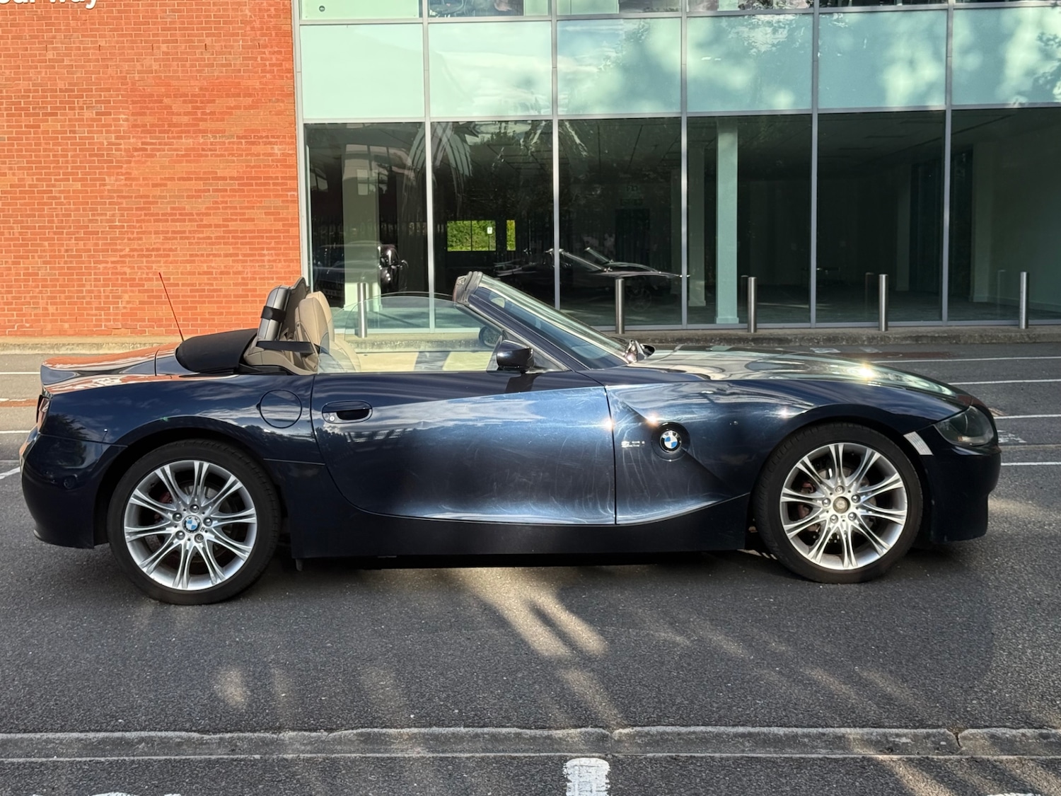BMW Z4 2.0i Sport Convertible 2dr Petrol Manual Euro 4 (150 ps) — photo 16 of 40