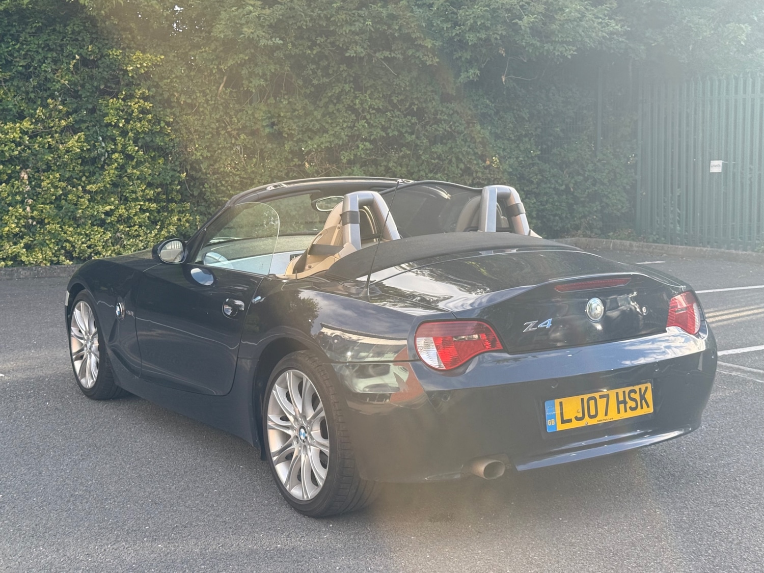 BMW Z4 2.0i Sport Convertible 2dr Petrol Manual Euro 4 (150 ps) — photo 18 of 40