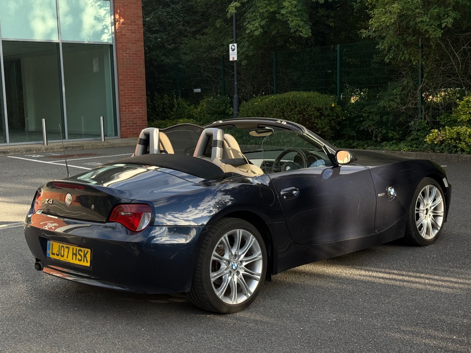 BMW Z4 2.0i Sport Convertible 2dr Petrol Manual Euro 4 (150 ps) — photo 20 of 40